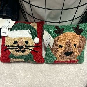 Brand new Christmas mini pillow -2